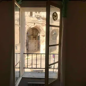 Face Aux Arenes Apartment
