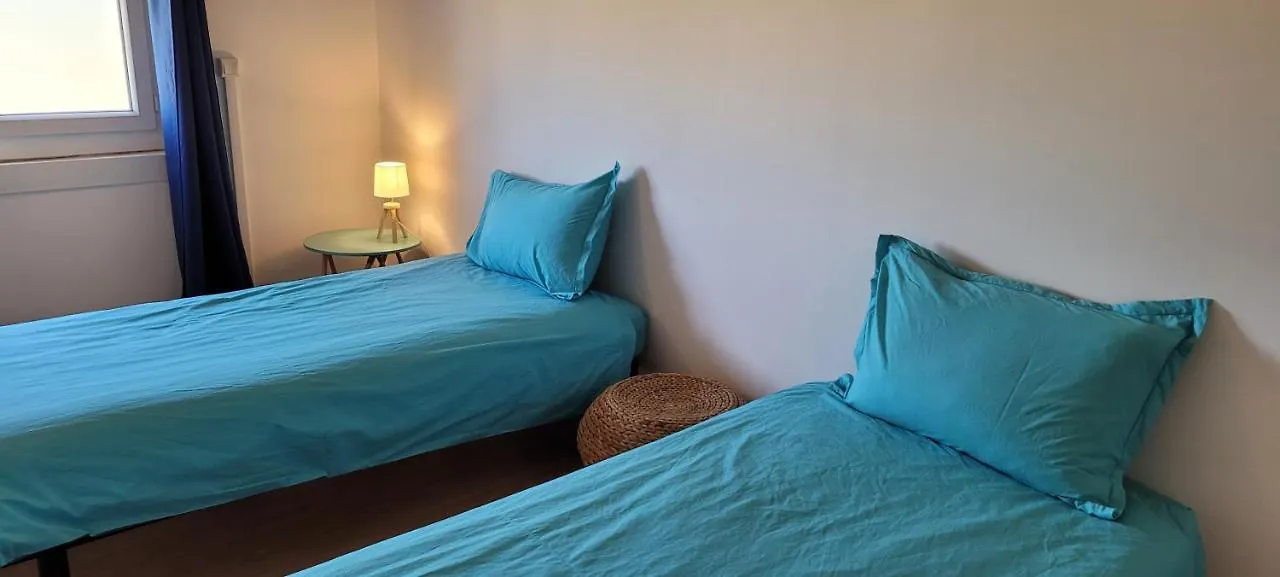Holiday home Petite Maison Refaite A Neuf Dans Mas Du 19Eme Siecle Arles